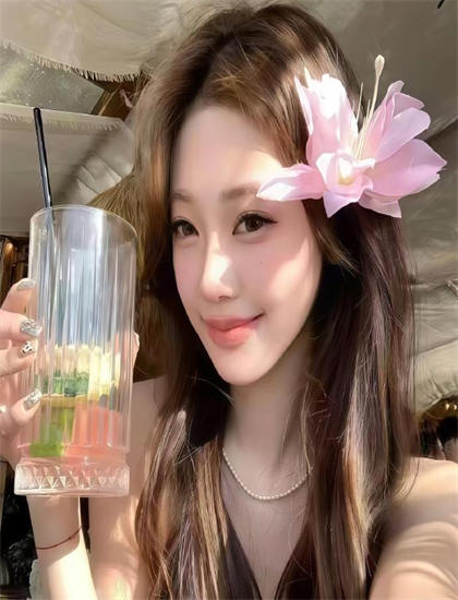 奇幻片深度解析：《至爱梵高：不可能之梦》的人物塑造与情感表达 ——深入探索奇幻片的艺术世界